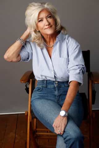 Katy Enger - Photo 1